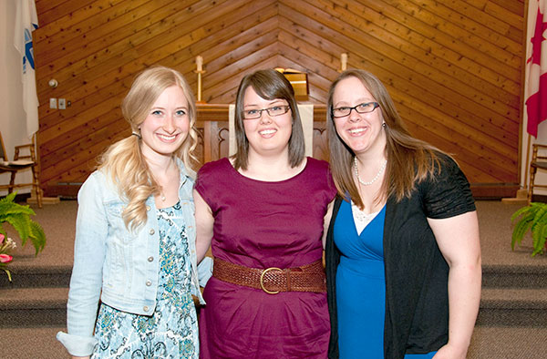 Stephanie Roller, Kaitlin Schmitz and Gina Lougheed.