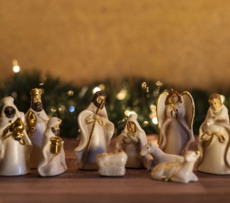 Singing the Angels’ Christmas Song