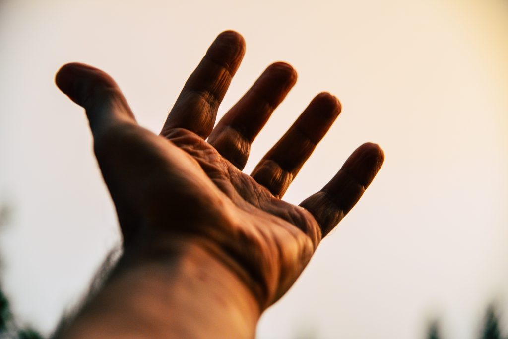 Hand open.